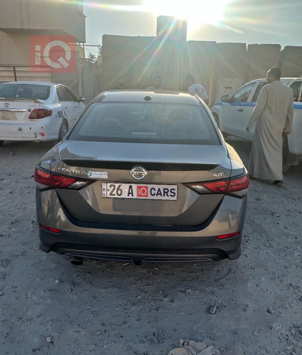 نيسان سنترا